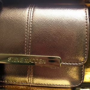 Steve Madden Bags - Steve Madden Accordion Wallet Key Fob Rose Gold Steve Madden Bags - Steve Madden Accordion Wallet Key Fob Rose Gold